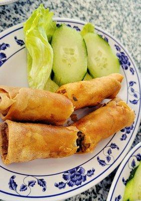 Fried pork egg roll with cucumber.