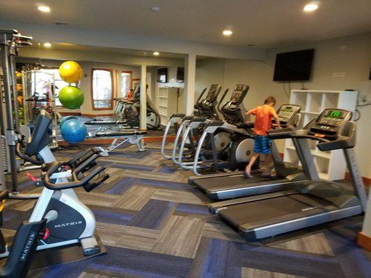 Gym or fitness center: we clean all equipments, floors, electrical outlets, hallways, bathrooms and offices