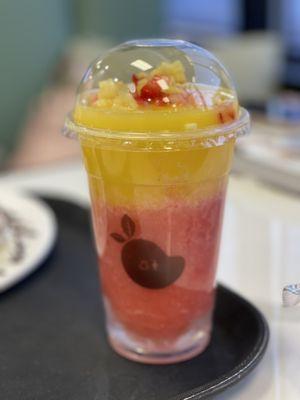 Strawberry mango slush with jelly