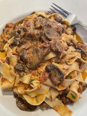 Mushroom Bolognese