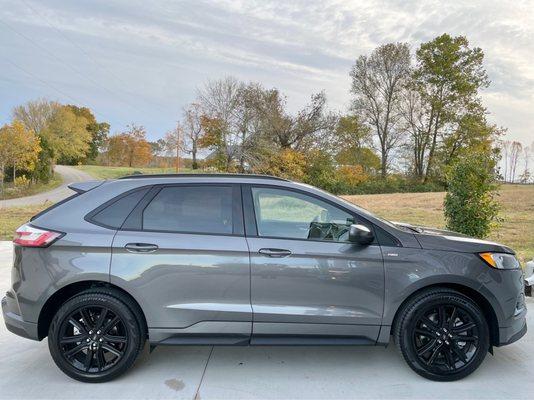 2021 Ford Edge ST