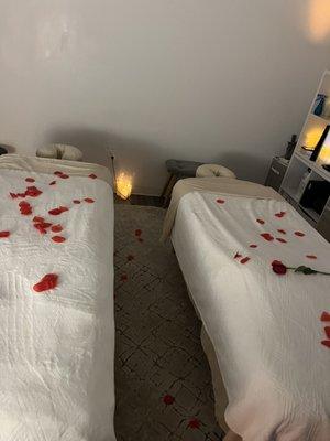 We did the couple valentines massage package and it was the best experience ever!