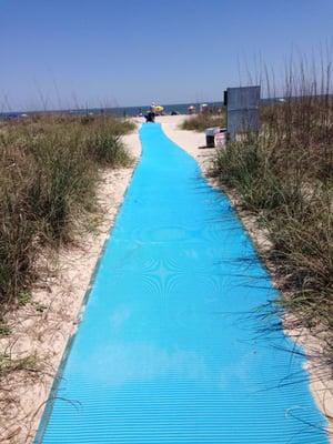 Cool pathway to the beach