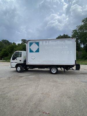 Box truck 14ft