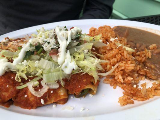 Vegetable Enchiladas Plato with red sauce, very good will definitely come back!