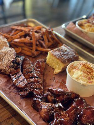 Triple Threat Combo 1-40 oz. Hot Links 4 oz. Brisket Mamas Macaroni Salad Badlands Wings Sweet Potato Fries