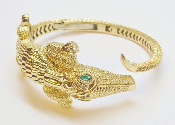 Green Emerald 14kt Yellow Gold Alligator Bracelet