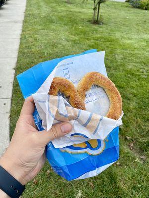 Cinnamon Sugar Pretzel