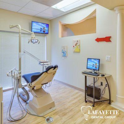 At Lafayette Dental Group, our facilities combine comfort and technology to give you the best dental experience.  Schedule your appointment