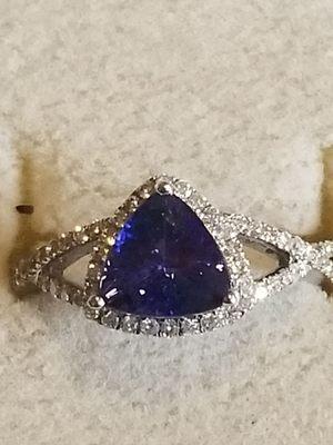 White gold and tanzanite ring