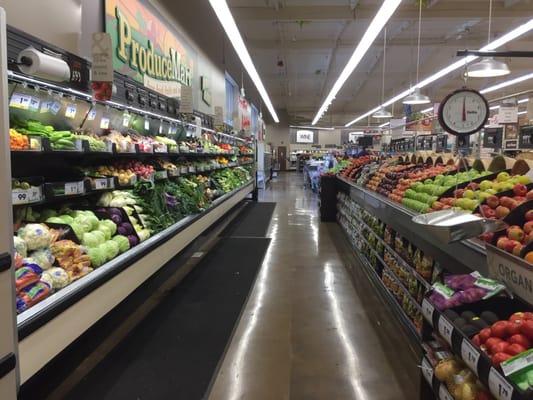 Produce area looking good.