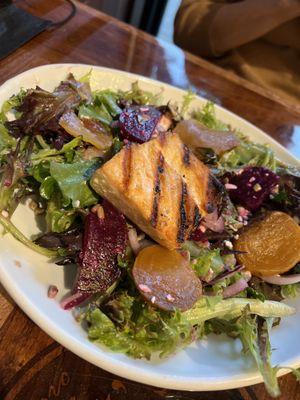 Roasted Beet Salad w Salmon