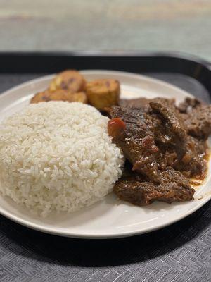 Steak, rice, sweet plantain