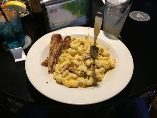 Best three cheese Mac n cheese I have ever had.