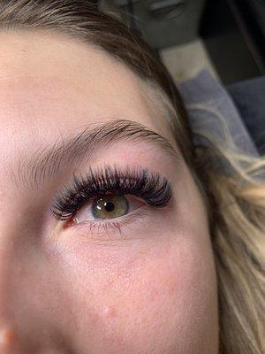 Mega volume lashes