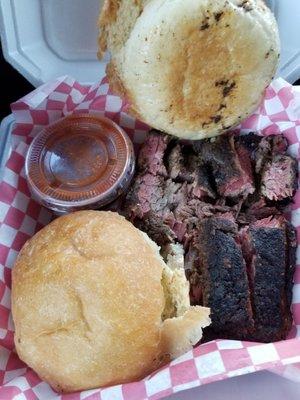 1lb of brisket with 2 toasted buns. Bring on the meat sweats!