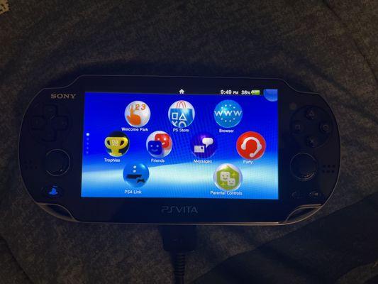 After: Vita is repaired and fully functional, and charging again, thanks to GameGeeks!