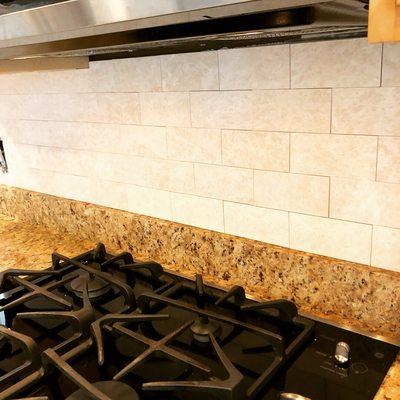 Backsplash w/ 3x6 honed botticino marble