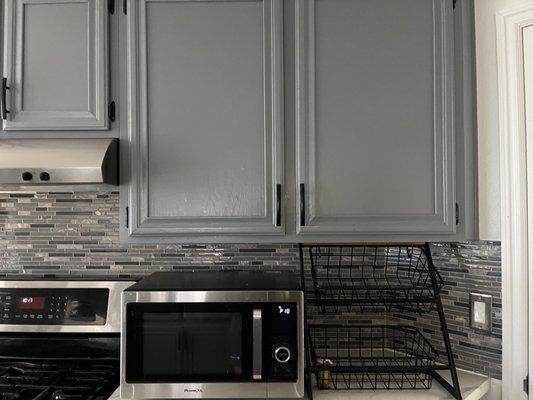 Backsplash and cabinets