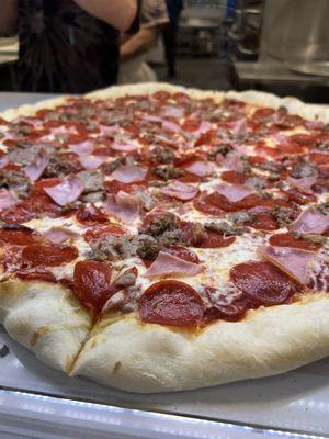 Meat lover's pizza