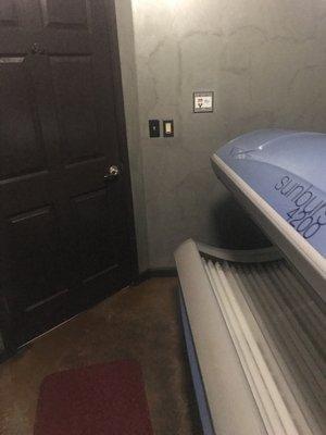 Tanning bed