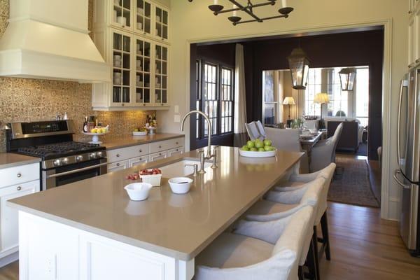 Find inspiring kitchen designs at Gerhards, featuring cabinetry by Masterbrand.