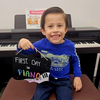 First day in piano lessons!