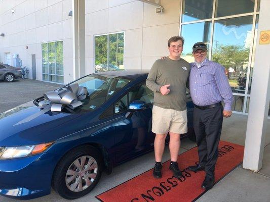 The new car buyer poses with Steve Hernandez after an awesome experience!