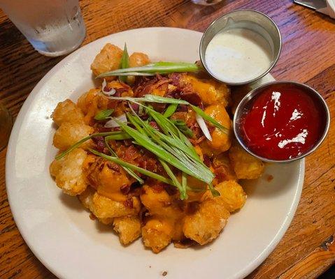 Tots with cheese