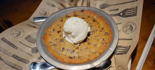 Chocolate Chip Cowboy Cookie