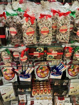 Yummy looking Christmas treats @ Banner's Hallmark Shop