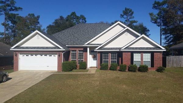 Asphalt Shingle Roof