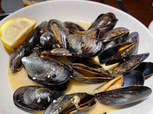 Bowl of Mussels