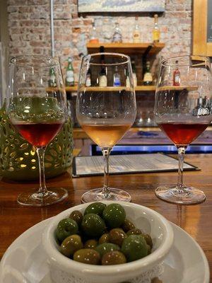 Rose flight and olives