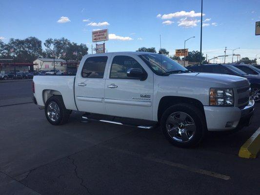 This was a black truck last week!! Best body shop in the region! Like a new truck!!