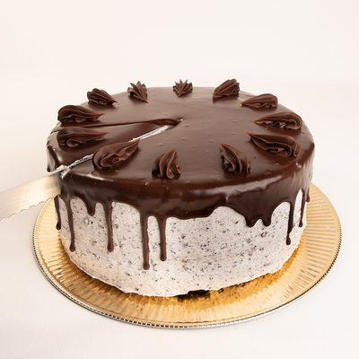 Oreo cake so good, that you won't want just one slice!