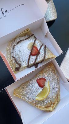 A la Folie Crepe and Lemon Curd Crepe