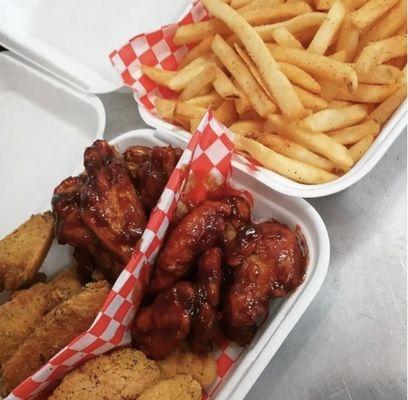 Bbq and lemon pepper with fries