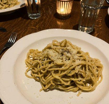 Spaghetti Cacio e Pepe @ Gola Osteria