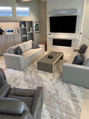 Transitional living room