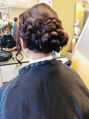 We do updos too.