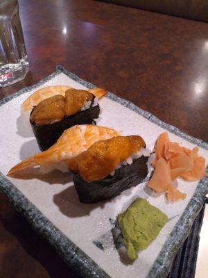 Ebi amd Uni nigiri