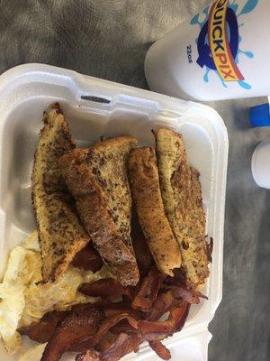 Breakfast platter with French Toast & Bacon