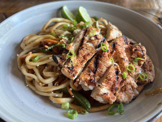 Peanut Noodles w/blackened chicken