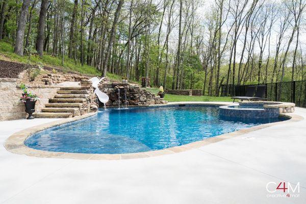 Swimming pool builder in Benton County