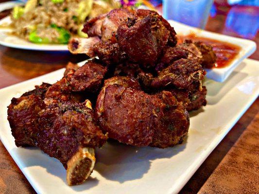 3. Fried pork spare ribs (with lemongrass and yummy chili sauce) 5 out of 5