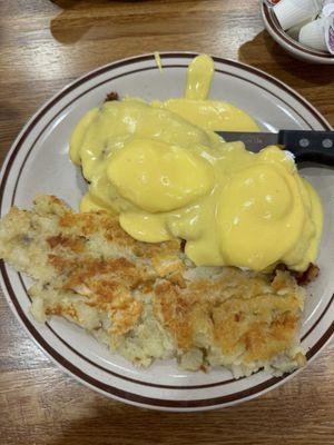 Irish Benedict-corn beef hash with holindaise sauce