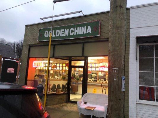 Golden China Resturant across from the post office