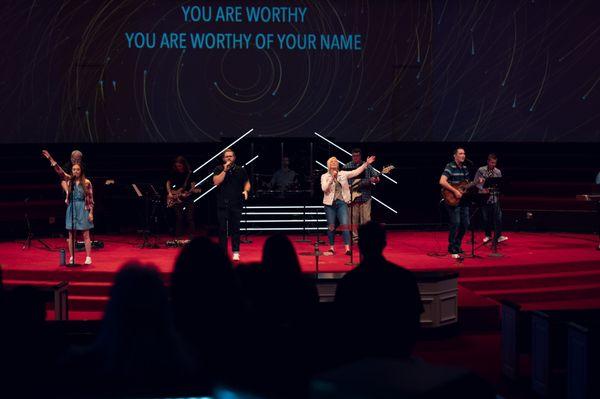 Sundays at 10:30am they have a band and worship team leading more modern music, in the Main Worship Center.