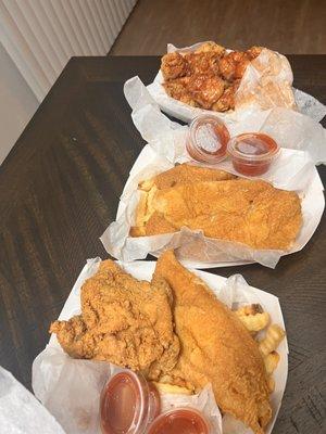 Catfish chicken combo and Gizzards